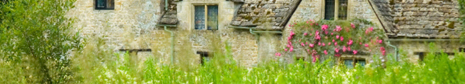 Cotswold cottage with roses